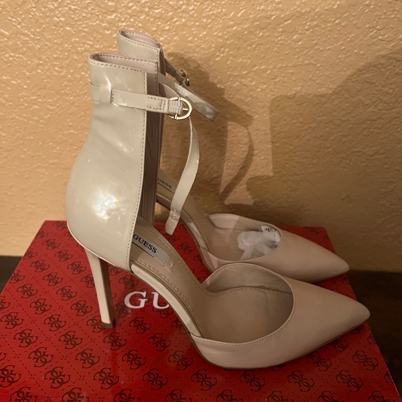 Brand New Guess Heels-Soft Leather - Picture 1 of 5